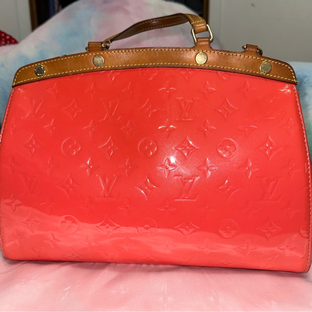 Louis Vuitton Vernis Coral Bag - Picture 2 of 10
